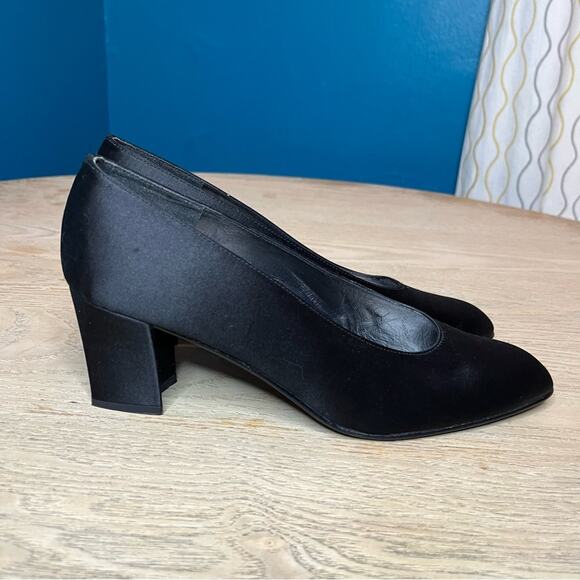 Stuart Weitzman Vintage 90s Satin Block Heel Classic Pumps Black Size 7 - Picture 2 of 15